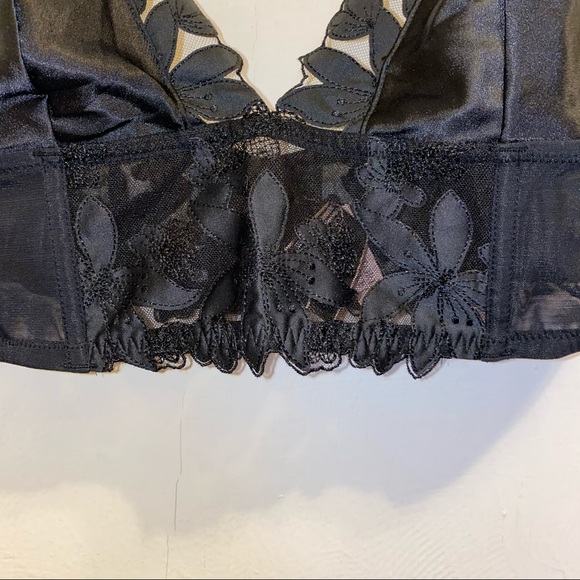 Victoria Secret Lace Embroidered Bralette - Picture 9 of 10